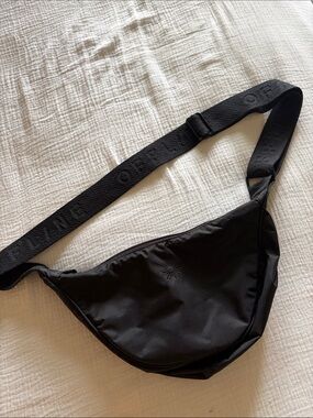 Black Crossbody Sling Bag with Embroidered Star